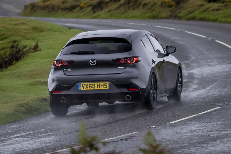  Mazda3 Skyactiv-X AWD Hatchback (BP) 2019 года  (UK) (фото 19 из 42)